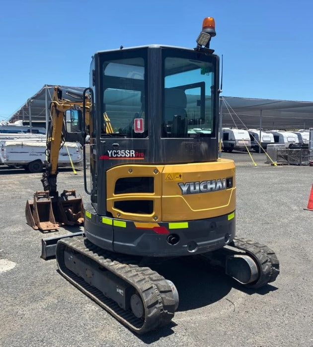 2022 YUCHAI YC35SR 3.8T EXCAVATOR WITH TILT HITCH, BUCKETS, A/C CAB, 785 HOURS