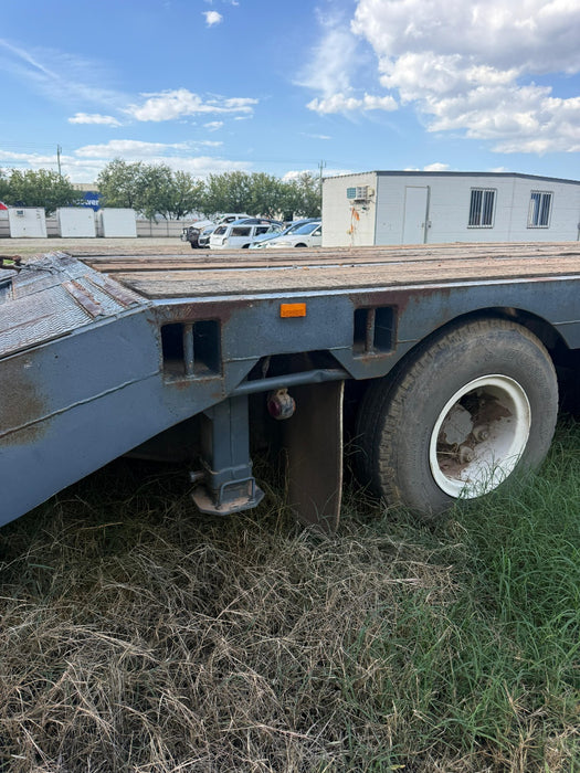 1989 LUSTY TRI-AXLE TAG TRAILER, 45,000 ATM RATED, HYDRAULIC RAMPS, RING FEDER