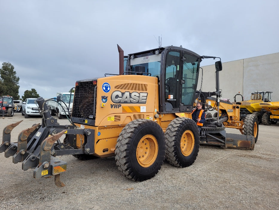 2017 CASE 865B VHP 14' GRADER WITH 1670 HRS (G111)