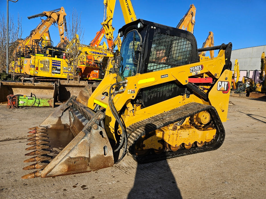 USED 2021 CAT 259D3 (T45) TRACK LOADER WITH 4 IN 1 BUCKET AND 1500 HRS