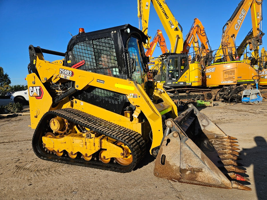 USED 2021 CAT 259D3 (T45) TRACK LOADER WITH 4 IN 1 BUCKET AND 1500 HRS