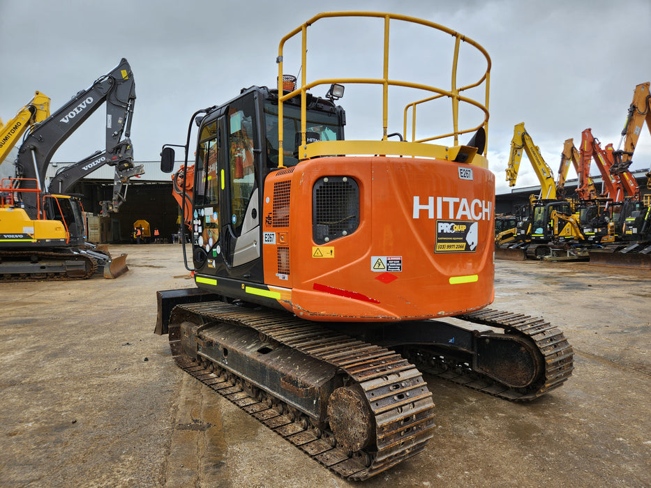 2020 HITACHI ZX135US-5 15T EXCAVATOR (E267) WITH 2865HRS, HITCH & BUCKETS