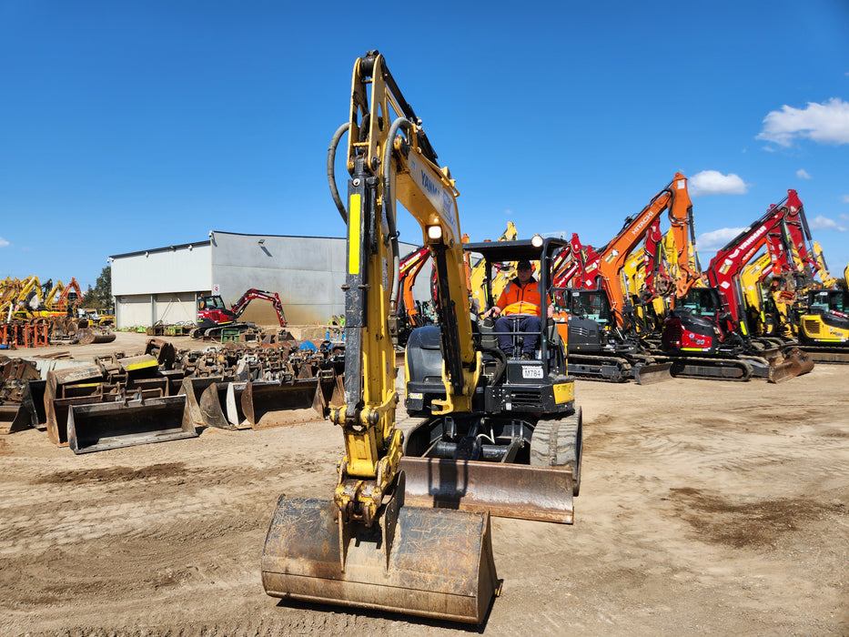 2021 YANMAR VIO55-6 5.5T EXCAVATOR (M784) WITH LOW 745 HOURS