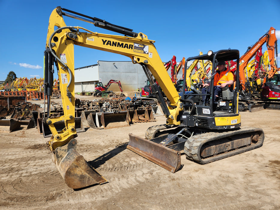 2021 YANMAR VIO55-6 5.5T EXCAVATOR (M784) WITH LOW 745 HOURS