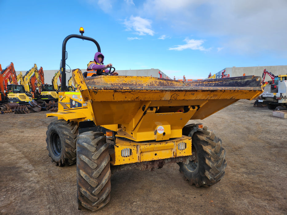 2021 THWAITES 6T ARTICULATED SWIVEL SITE DUMPER WITH 985 HOURS DU229