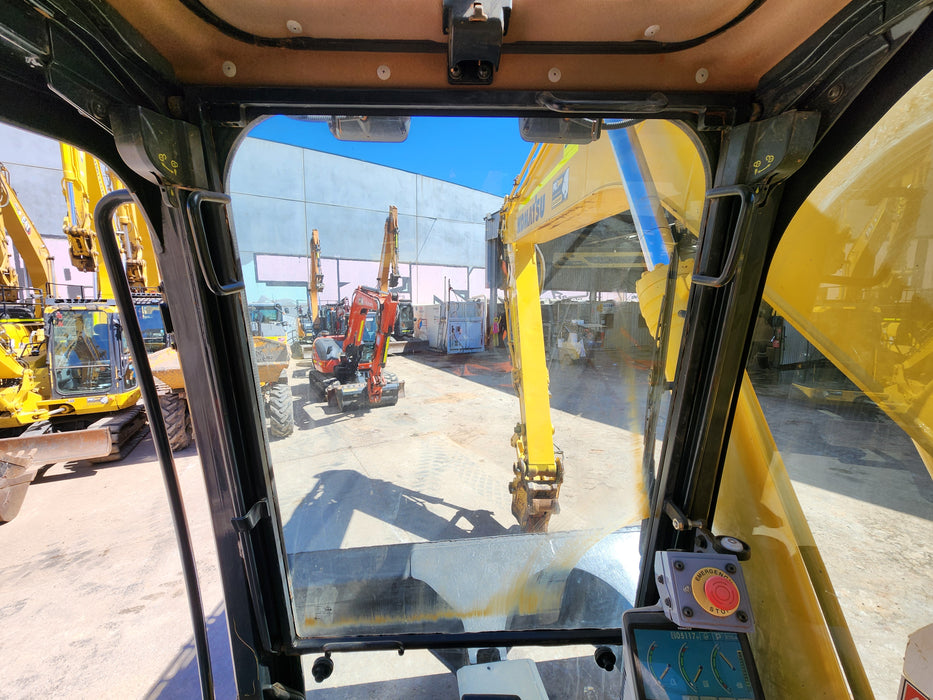 2020 KOMATSU PC228US-8 24T EXCAVATOR (EX76) WITH BLADE AND 5117 HRS