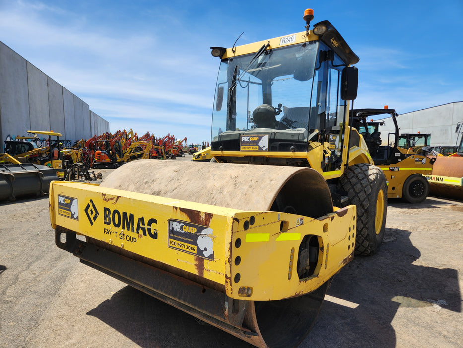 2016 BOMAG BW213D-5 13T SMOOTH DRUM ROLLER WITH 1770 HOURS (R249)