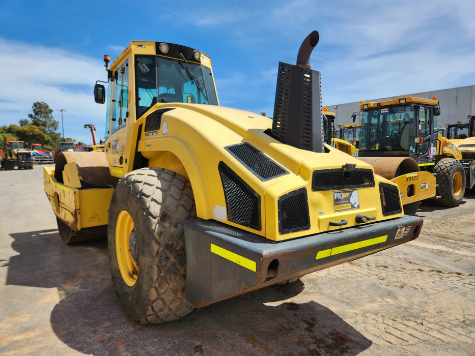 2015 BOMAG BW219DH-4 20T SMOOTH DRUM ROLLER WITH 3166 HOURS (R244)