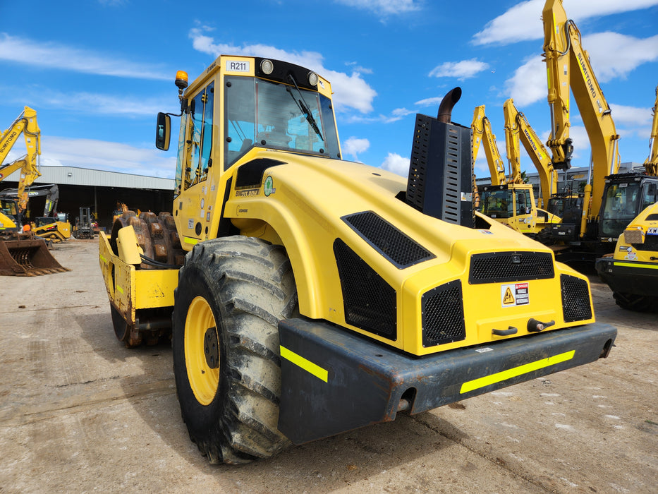 2012 BOMAG BW211PD-4 12T PADFOOT ROLLER WITH 3280 HOURS (R201)