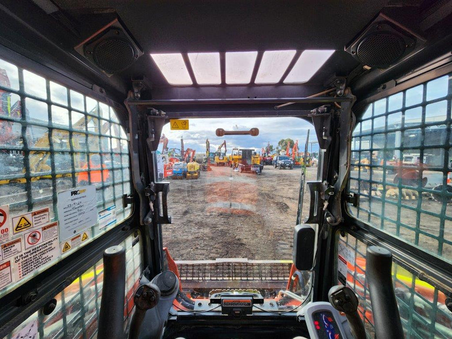 2022 KUBOTA SVL65-2 TRACK LOADER (T547) WITH FULL CIVIL SPEC AND 760 HRS