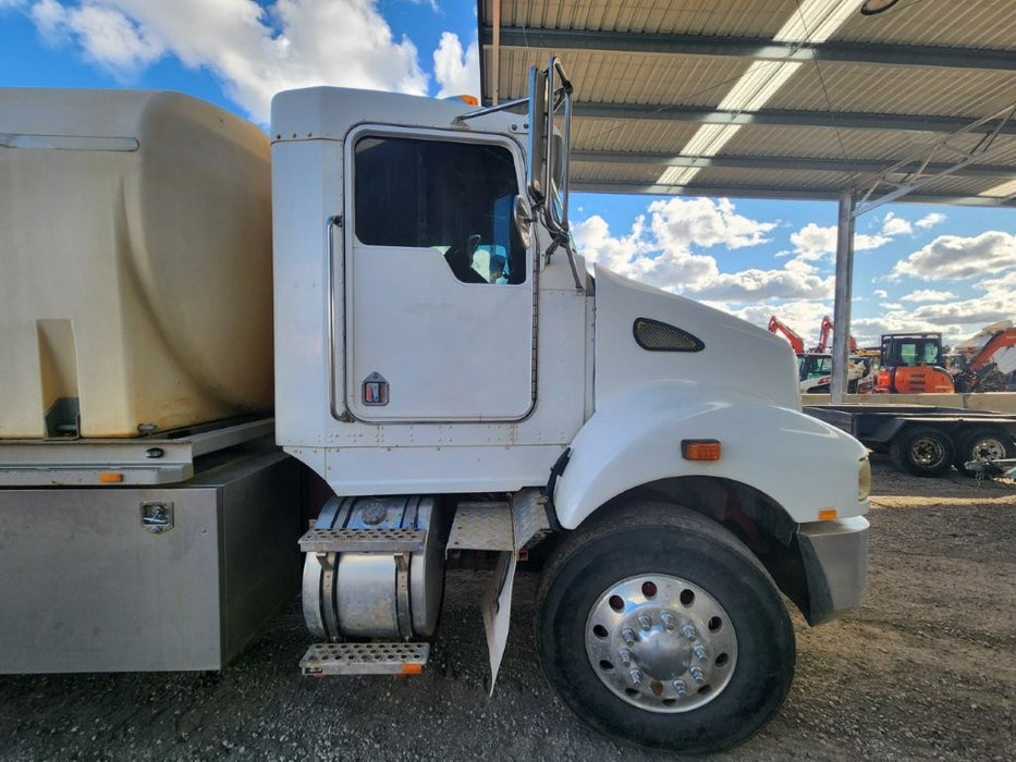 2008 KENWORTH T358 6 X 4 WATER TRUCK WITH 13000 LTR TANK, SPRAYERS. ETC.