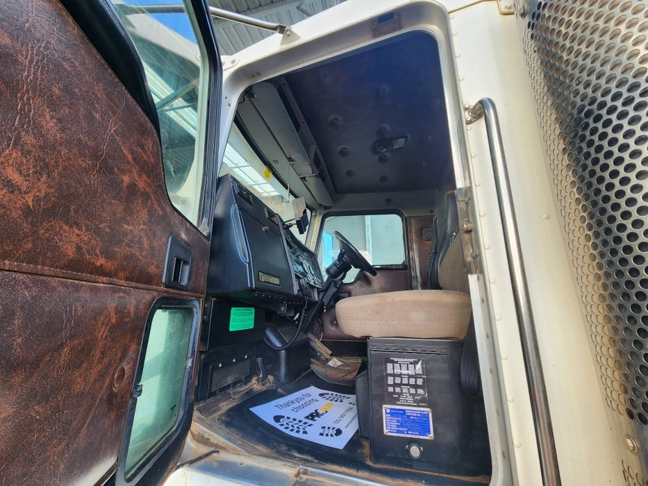 2008 KENWORTH T358 6 X 4 WATER TRUCK WITH 13000 LTR TANK, SPRAYERS. ETC.