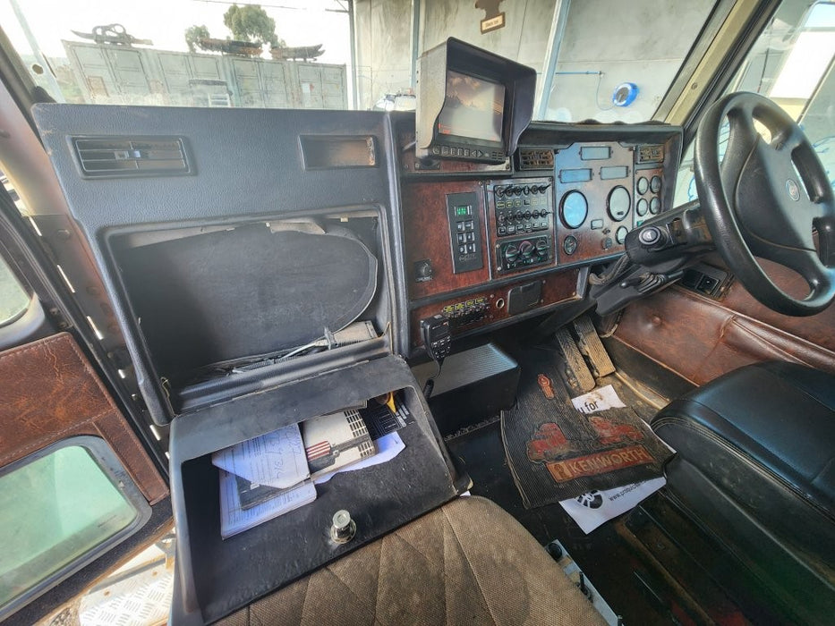 2008 KENWORTH T358 6 X 4 WATER TRUCK WITH 13000 LTR TANK, SPRAYERS. ETC.