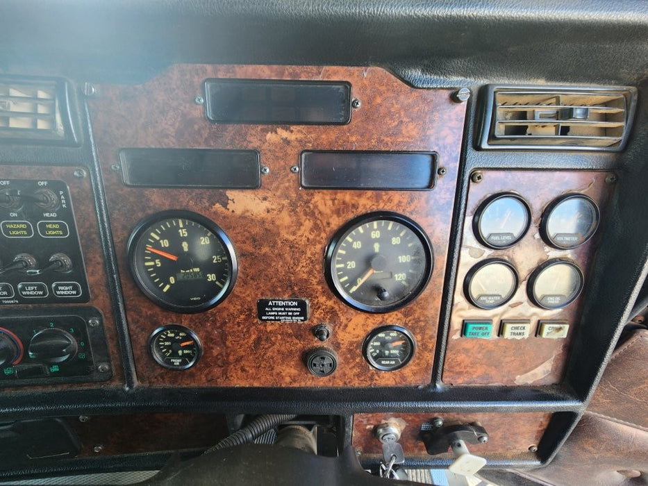 2008 KENWORTH T358 6 X 4 WATER TRUCK WITH 13000 LTR TANK, SPRAYERS. ETC.