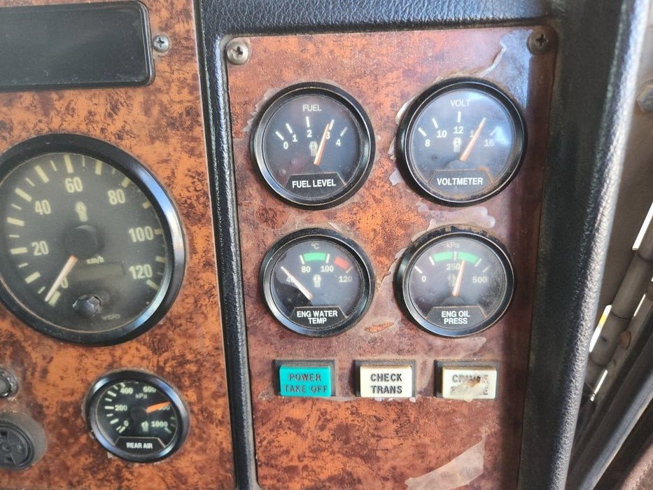 2008 KENWORTH T358 6 X 4 WATER TRUCK WITH 13000 LTR TANK, SPRAYERS. ETC.