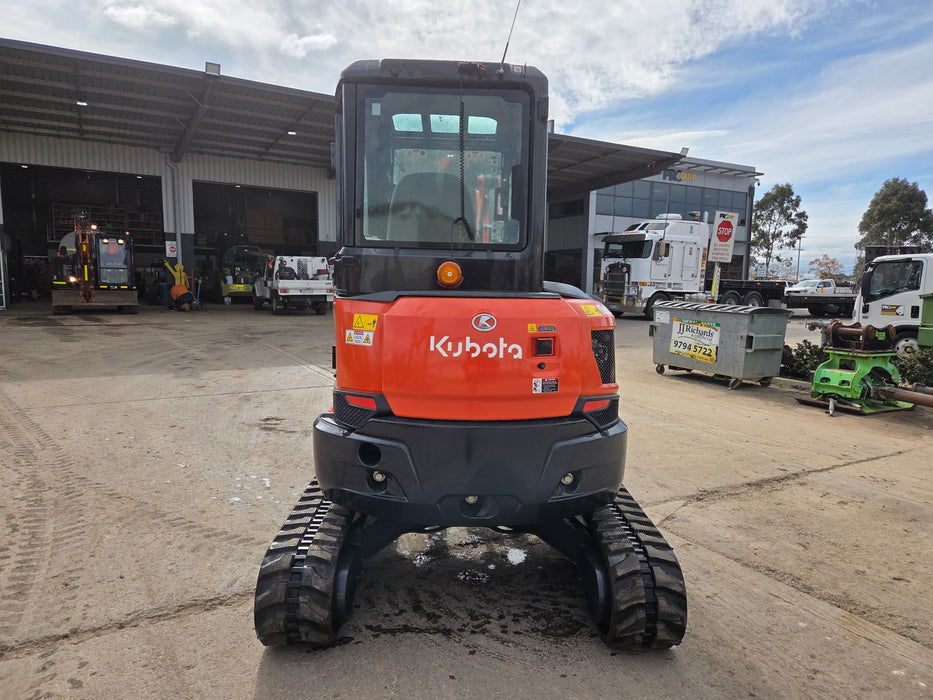 USED 2022 KUBOTA U35-4 3.6T EXCAVATOR WITH A/C CAB, BUCKETS AND 1560HRS