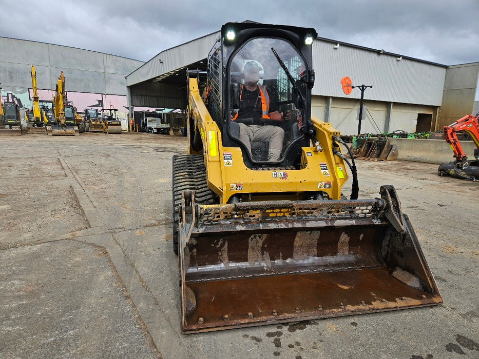 2021 CAT 259D3 TRACK LOADER (T496) WITH HI-FLOW, 4 IN 1 AND LOW 1185 HOURS