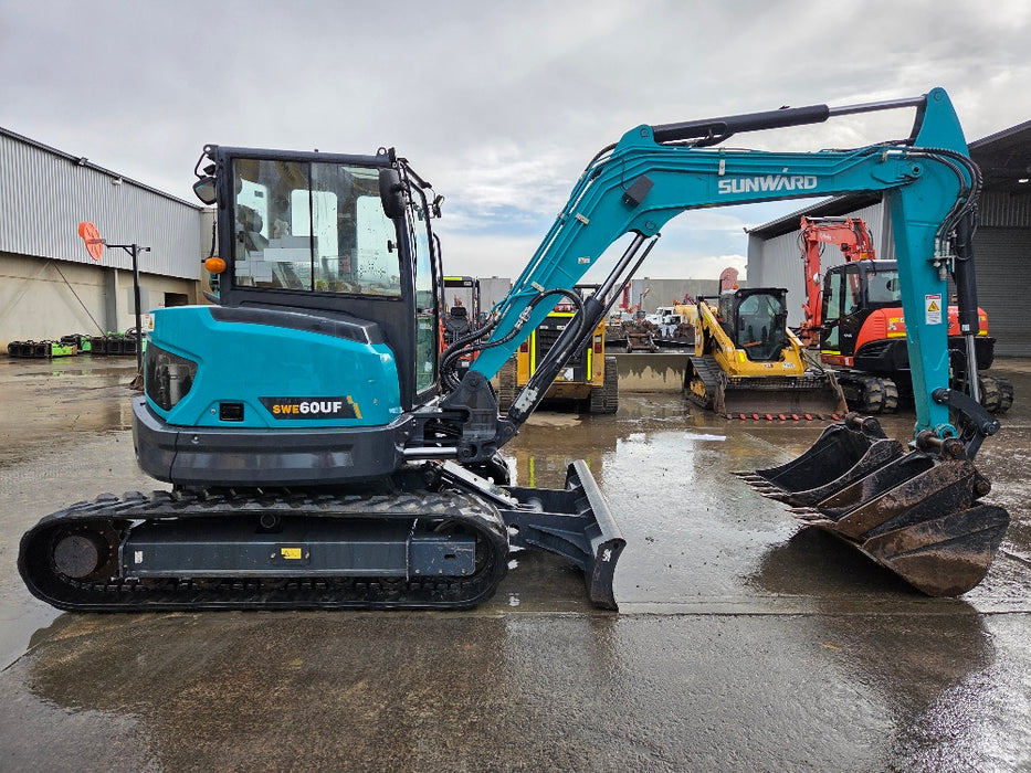 2022 SUNWARD SWE60UF 6T EXCAVATOR WITH A/C CAB, HITCH BUCKETS, 638 HRS