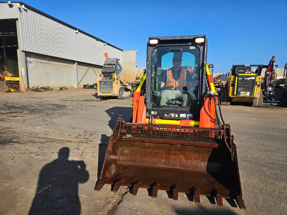 2022 KUBOTA SVL65-2 TRACK LOADER (T547) WITH FULL CIVIL SPEC AND 760 HRS