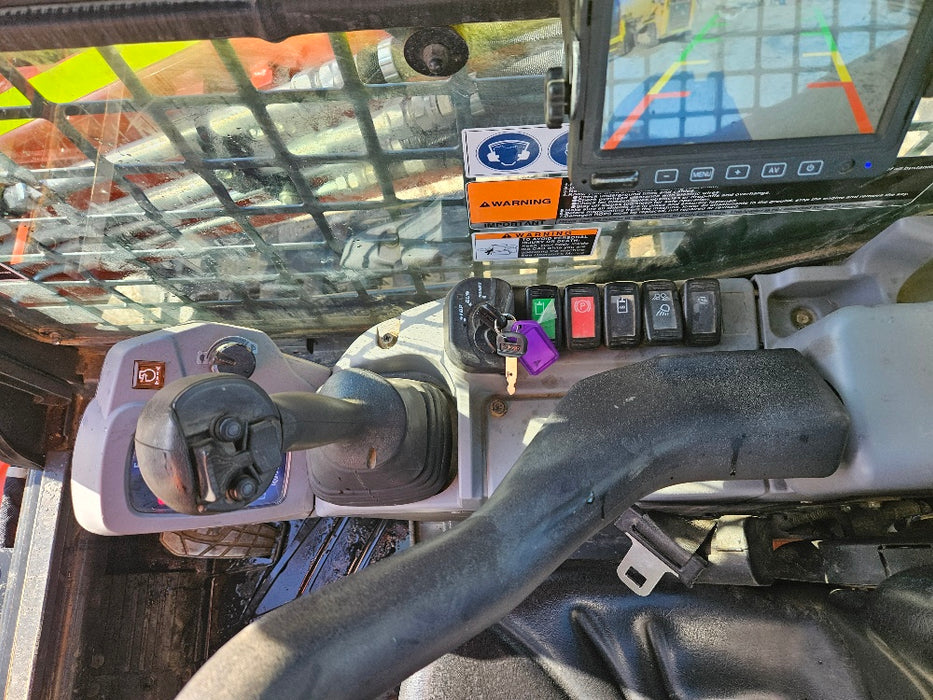 2022 KUBOTA SVL65-2 TRACK LOADER (T547) WITH FULL CIVIL SPEC AND 760 HRS