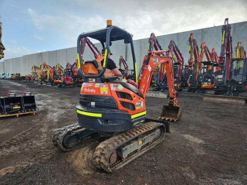 2022 KUBOTA U25 2.6T EXCAVATOR (M878) WITH HYD HITCH, BUCKETS AND 1021 HOURS