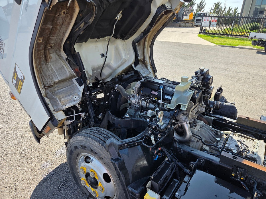 2019 FUSO CANTER 515 SWB TIPPER TRUCK (TP010) WITH 35,000 KLMS, AUTO AND CIVIL SPEC