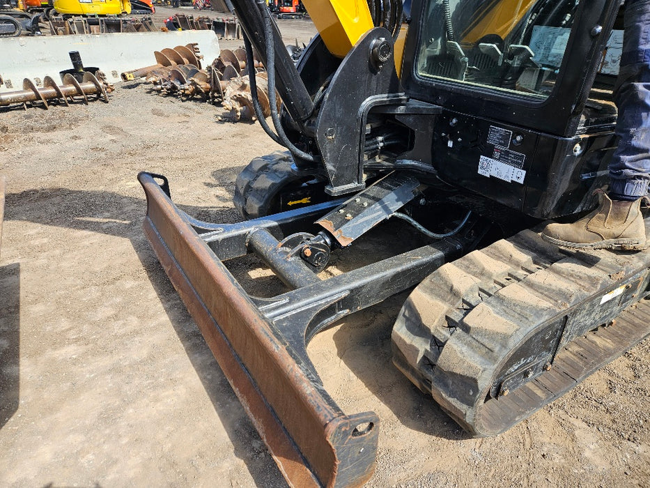 2022 SANY SY50U 5.3T EXCAVATOR WITH QC HITCH, A/C CAB, BUCKETS AND 260 HOURS
