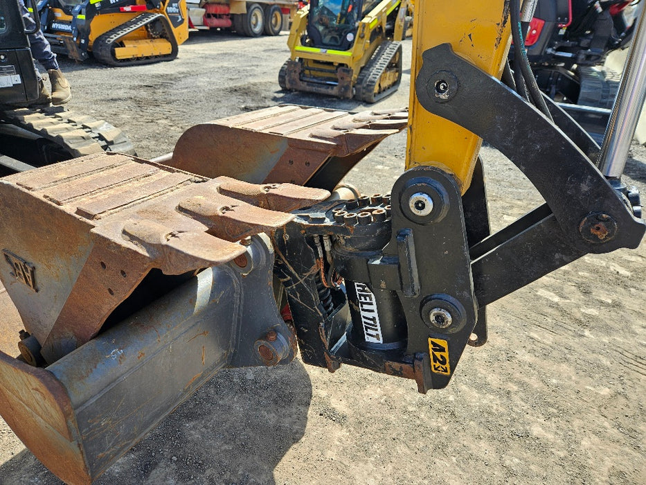 2022 SANY SY50U 5.3T EXCAVATOR WITH TILT HITCH, A/C CAB, BUCKETS AND 260 HOURS