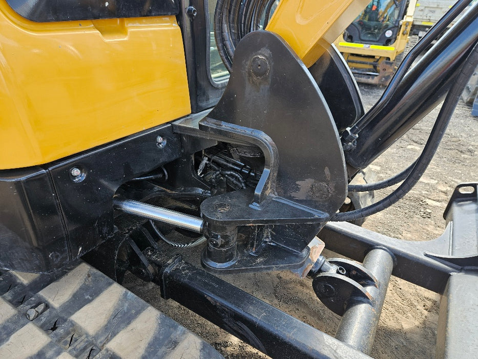 2022 SANY SY50U 5.3T EXCAVATOR WITH QC HITCH, A/C CAB, BUCKETS AND 260 HOURS