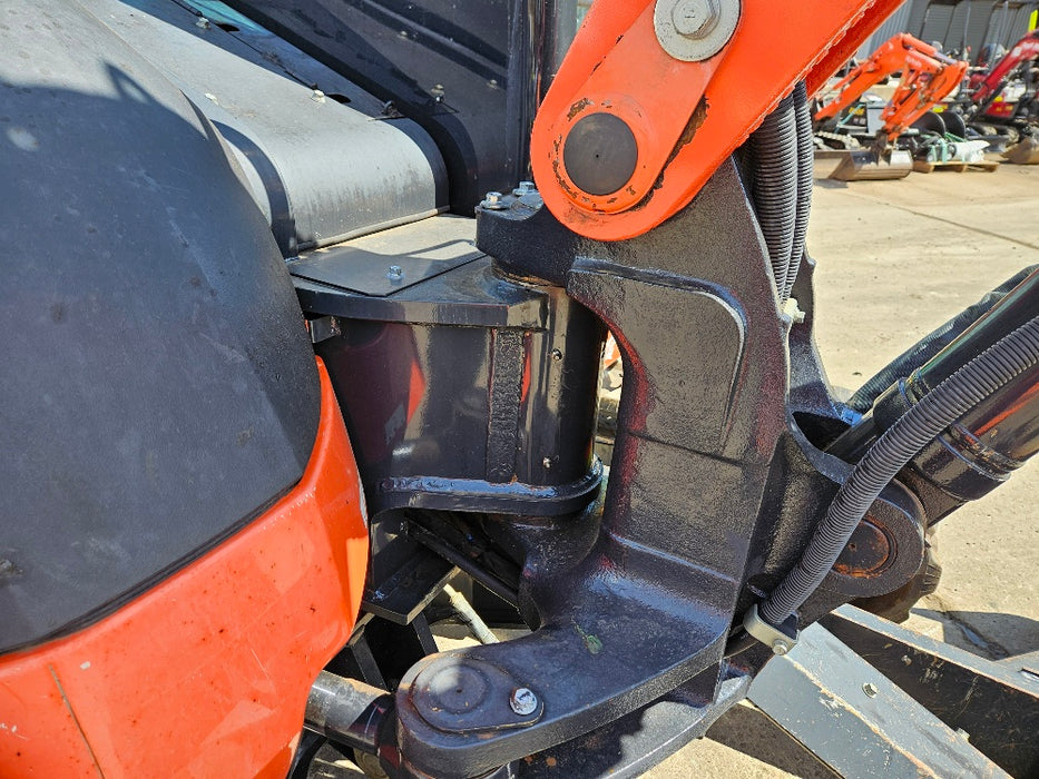 2021 KUBOTA KX080 8T EXCAVATOR (M746) WITH CIVIL SPEC, BUCKETS, 1790 HOURS