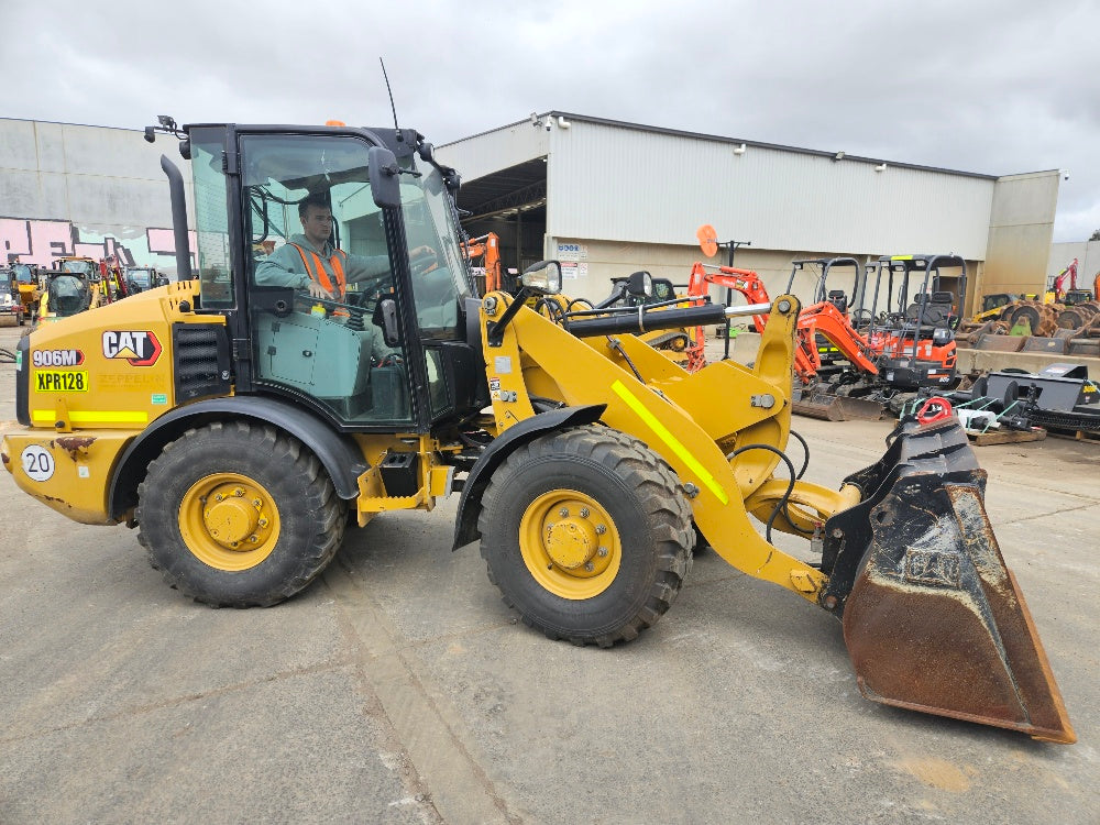 Caterpillar 2020 Cat 906M Wheel Loader (L148) With Cab, Quick Hitch, GP And 1650 Hours