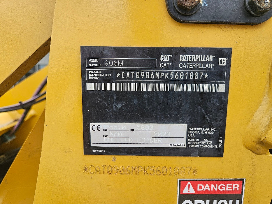 2020 CAT 906M WHEEL LOADER (L148) WITH CAB, QUICK HITCH, GP AND 1301 HOURS