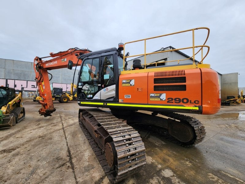 2020 HITACHI ZX290LC-5 29T EXCAVATOR (E256) WITH FULL CIVIL SPEC, 5470 HOURS