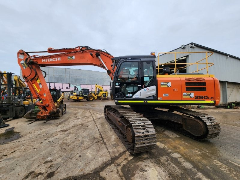 2020 HITACHI ZX290LC-5 29T EXCAVATOR (E256) WITH FULL CIVIL SPEC, 5470 HOURS