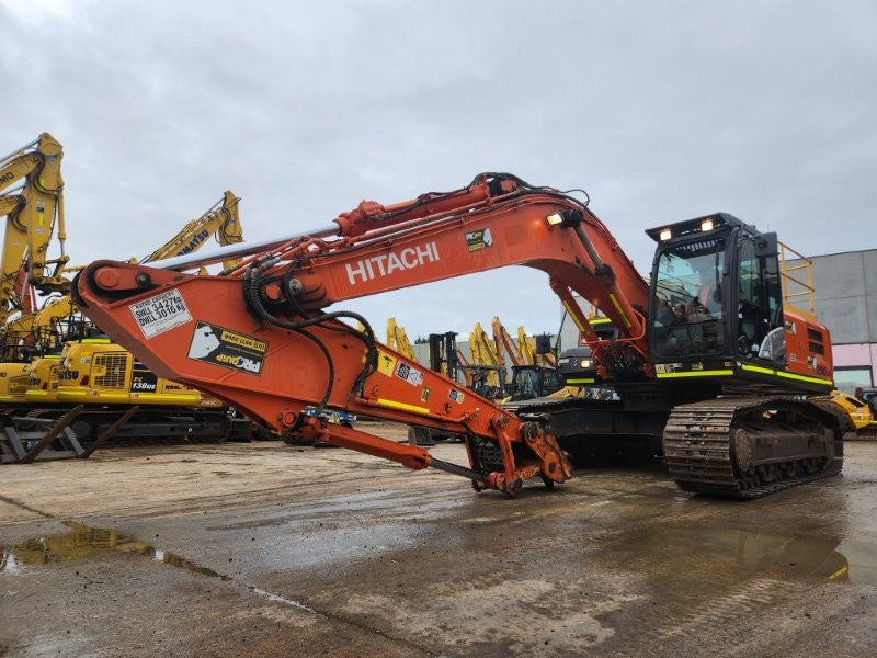 2020 HITACHI ZX290LC-5 29T EXCAVATOR (E256) WITH FULL CIVIL SPEC, 5470 HOURS