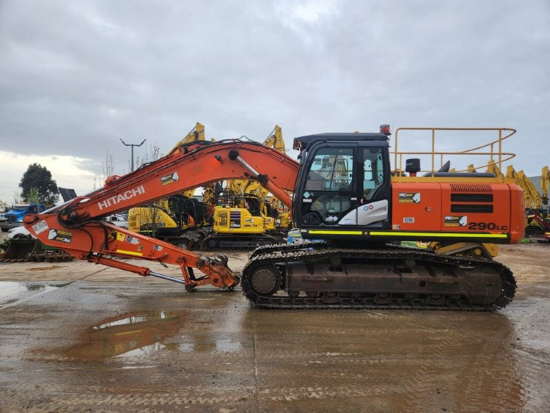 2020 HITACHI ZX290LC-5 29T EXCAVATOR (E256) WITH FULL CIVIL SPEC, 5470 HOURS