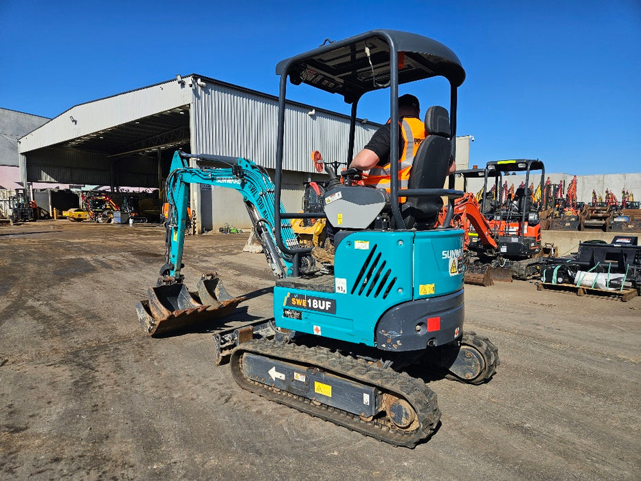 2022 SUNWARD SWE18uf 1.9T EXCAVATOR WITH HYDRAULIC HITCH AND 175 HOURS