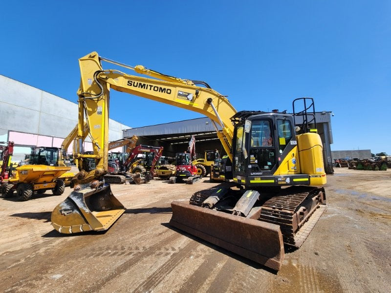2021 SUMITOMO SH235X-6 25T EXCAVATOR (E310) WITH 3200 HOURS