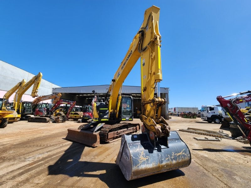 2021 SUMITOMO SH235X-6 25T EXCAVATOR (E310) WITH 3200 HOURS