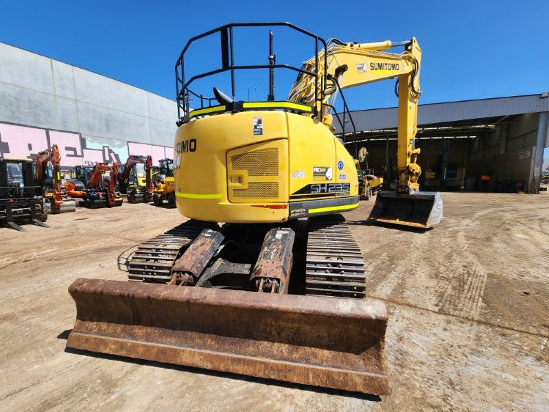 2022 SUMITOMO SH235X-6 25T EXCAVATOR WITH TOPCON WIRING, 3600 HOURS