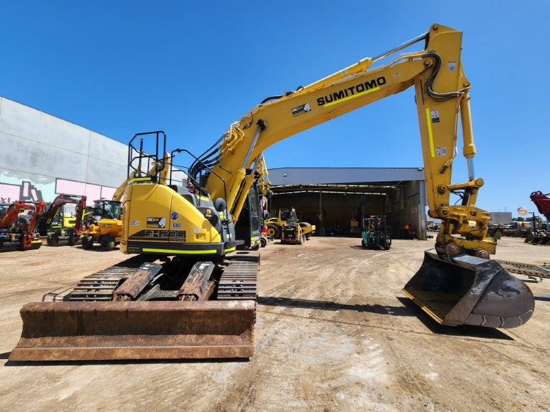 2022 SUMITOMO SH235X-6 25T EXCAVATOR WITH TOPCON WIRING, 3600 HOURS