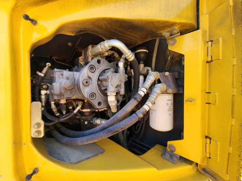 2022 SUMITOMO SH235X-6 25T EXCAVATOR WITH TOPCON WIRING, 3600 HOURS