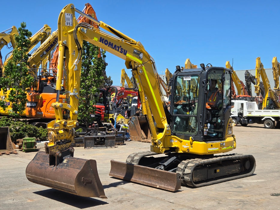 2022 KOMATSU PC55MR-3 5.5T EXCAVTOR (M894) WITH CAB, TILT, BUCKETS, 1590HRS