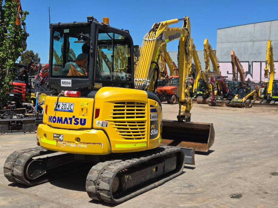 2022 KOMATSU PC55MR-3 5.5T EXCAVTOR (M894) WITH CAB, TILT, BUCKETS, 1590HRS