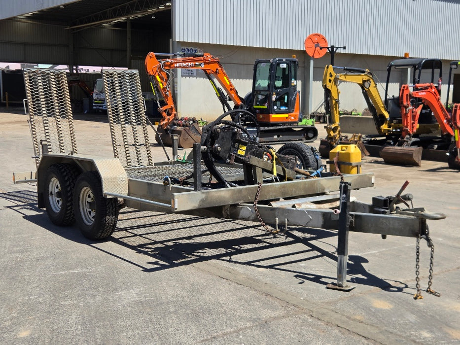 2019 CAT 302.7D 2.7T EXCAVATOR WITH HYDRAULIC HITCH, BUCKETS AND 3440 HOURS