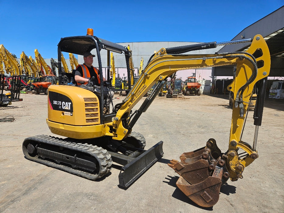 2019 CAT 302.7D 2.7T EXCAVATOR WITH HYDRAULIC HITCH, BUCKETS AND 3440 HOURS