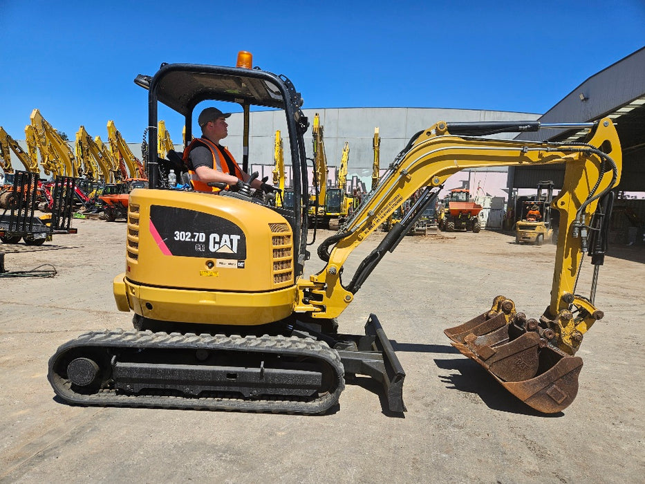 2019 CAT 302.7D 2.7T EXCAVATOR WITH HYDRAULIC HITCH, BUCKETS AND 3440 HOURS