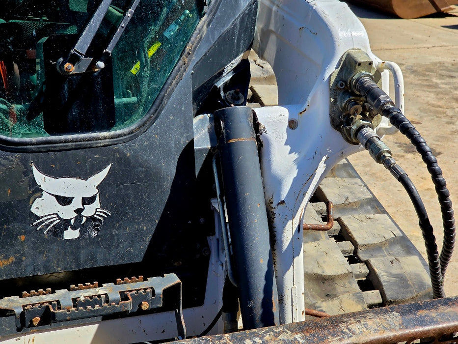 2022 BOBCAT T66 TRACK LOADER (T488) WITH FULL OPTIONS AND 1705 HOURS