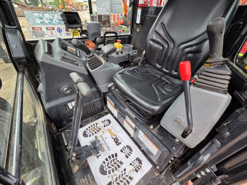 2023 YANMAR VIO55-6 EXCAVATOR (M981) W/TILT HITCH, A/C CAB, BUCKETS, 1385 HRS