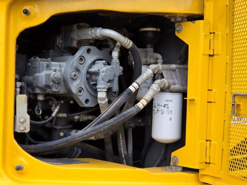 2021 SUMITOMO SH235X-6 25T EXCAVATOR (E317) WITH BUCKETS, 3450 HOURS